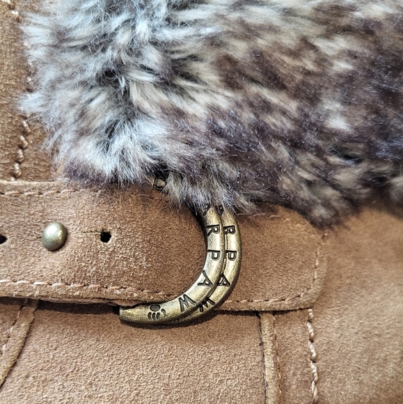 BEARPAW Women's Koko Ankle Faux Fur Boot Size 9 - Picture 6 of 14